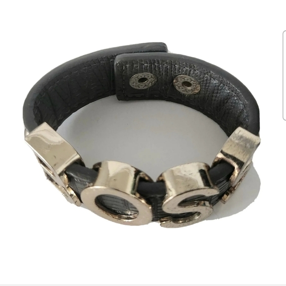 BCBGeneration BOSS Leather Cuff Bracelet Gold Tone Letter Charm BCBG Boho Snap - Picture 3 of 10